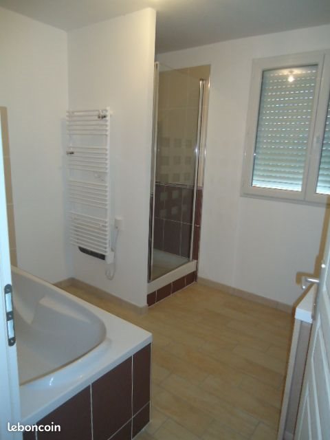 Maison à louer, 110m², Beaumont-lès-Valence