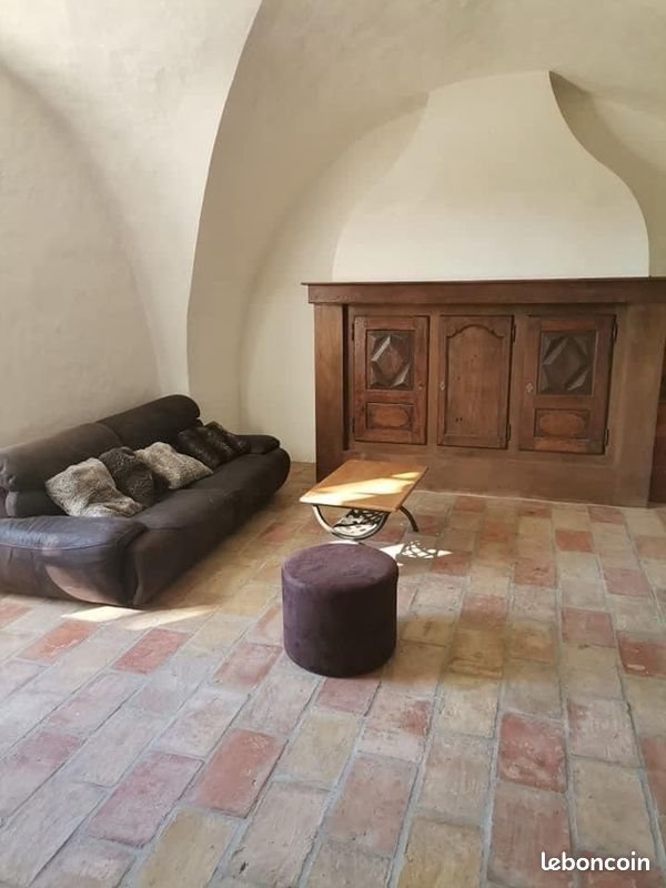 Appartement à louer, 115m², Sommières