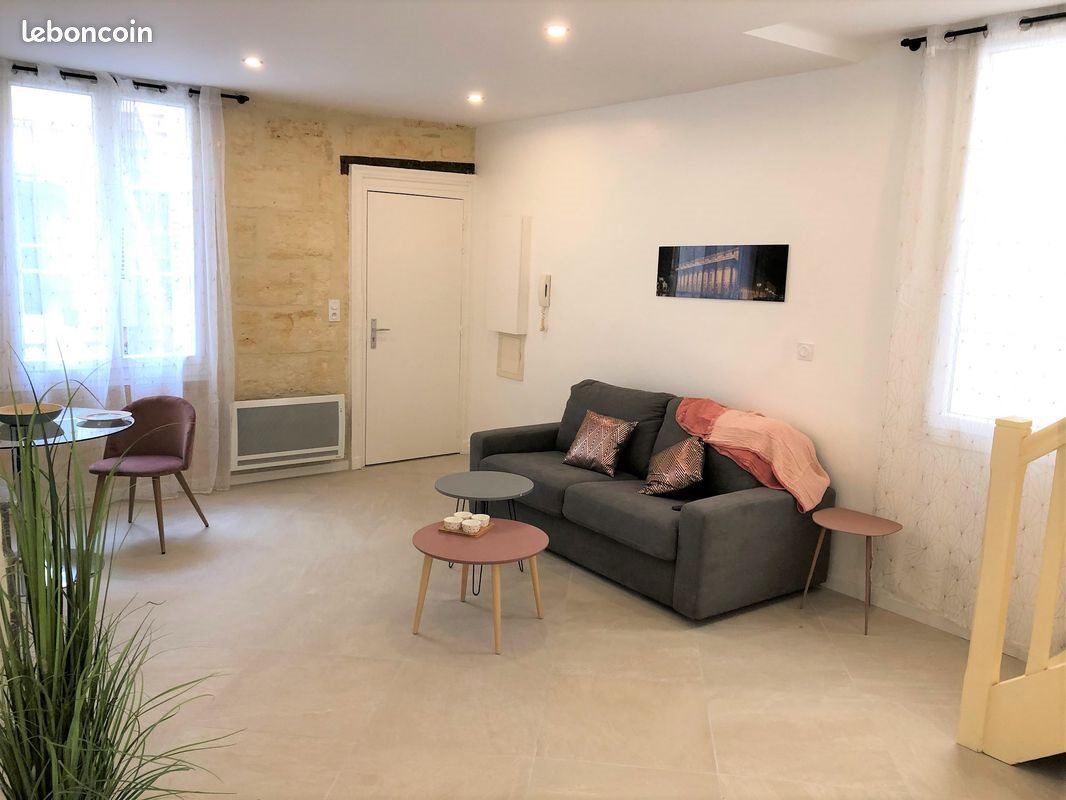 Appartement à louer, 68m², Bordeaux