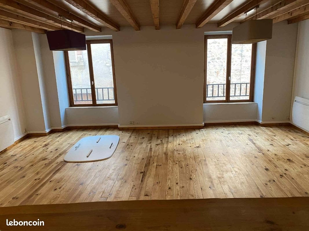 Maison à louer, 123m², Sauxillanges
