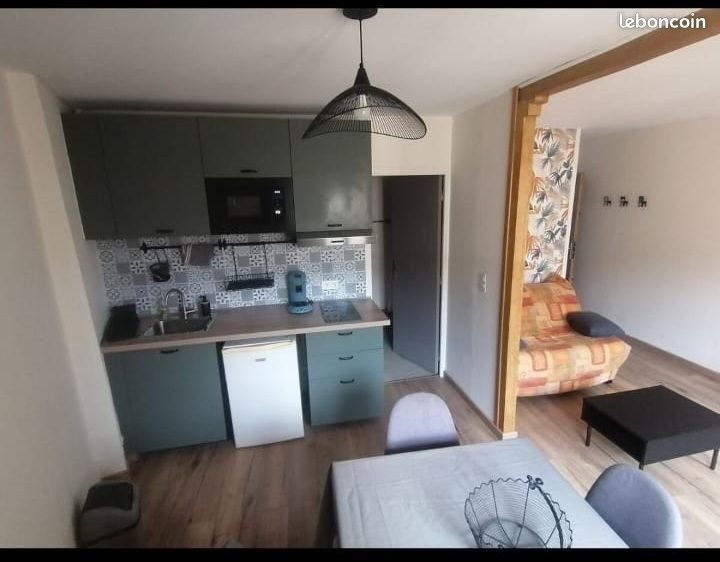 Appartement à louer, 25m², Nîmes