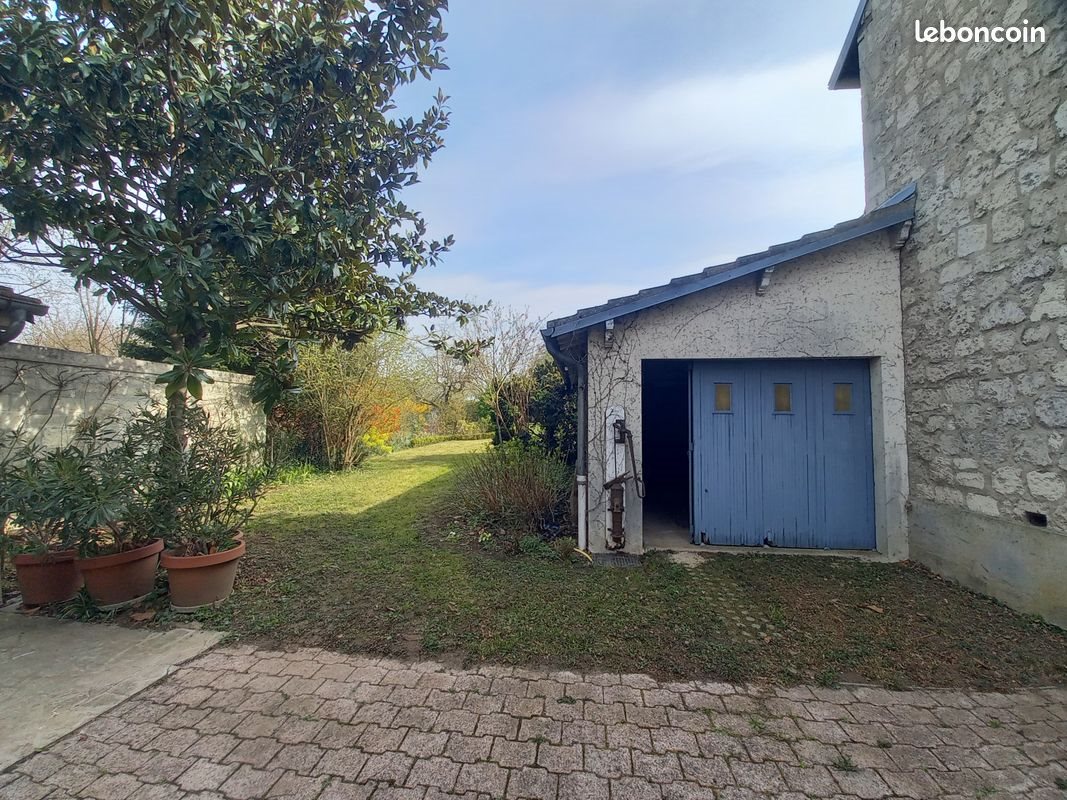 Maison à louer, 73m², Belleu