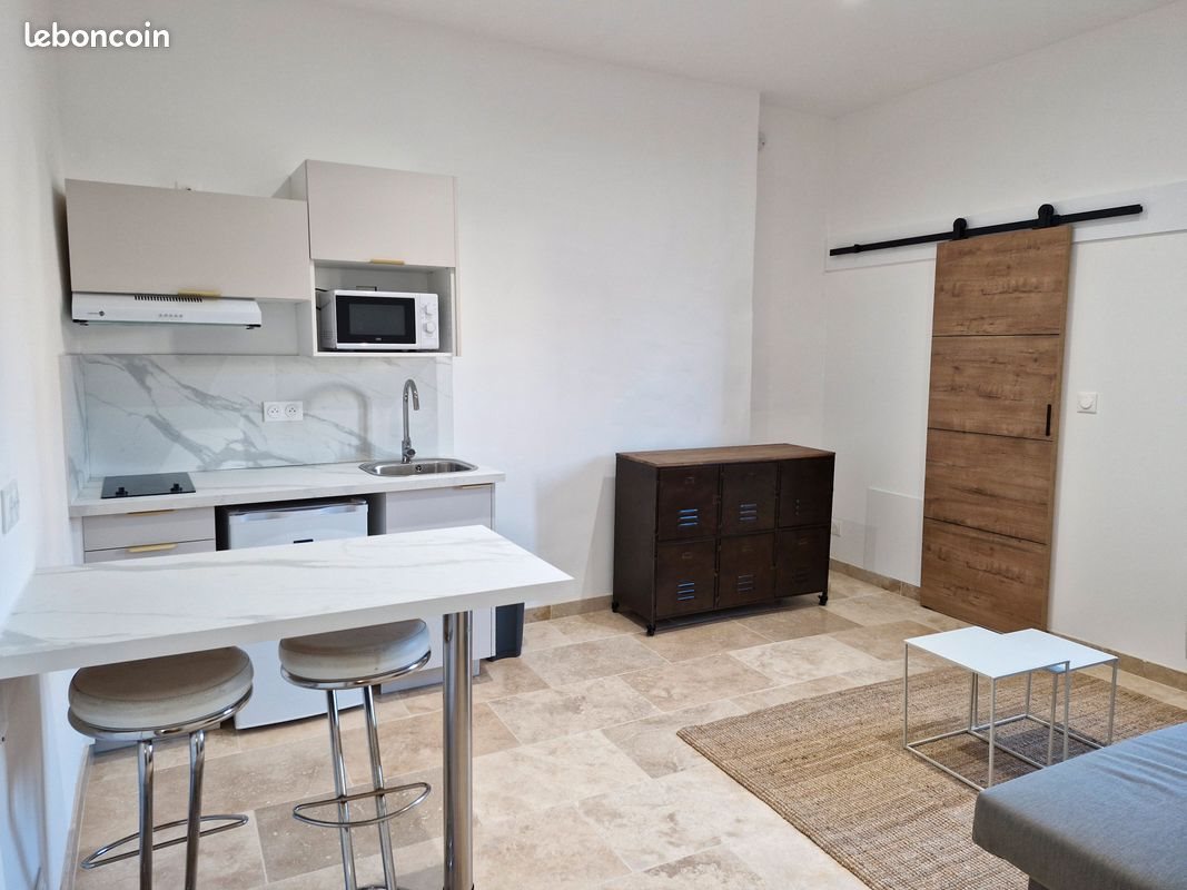 Appartement à louer, 20m², Carpentras