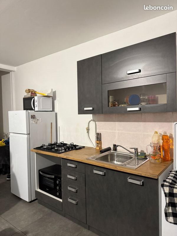 Maison à louer, 54m², Lécluse