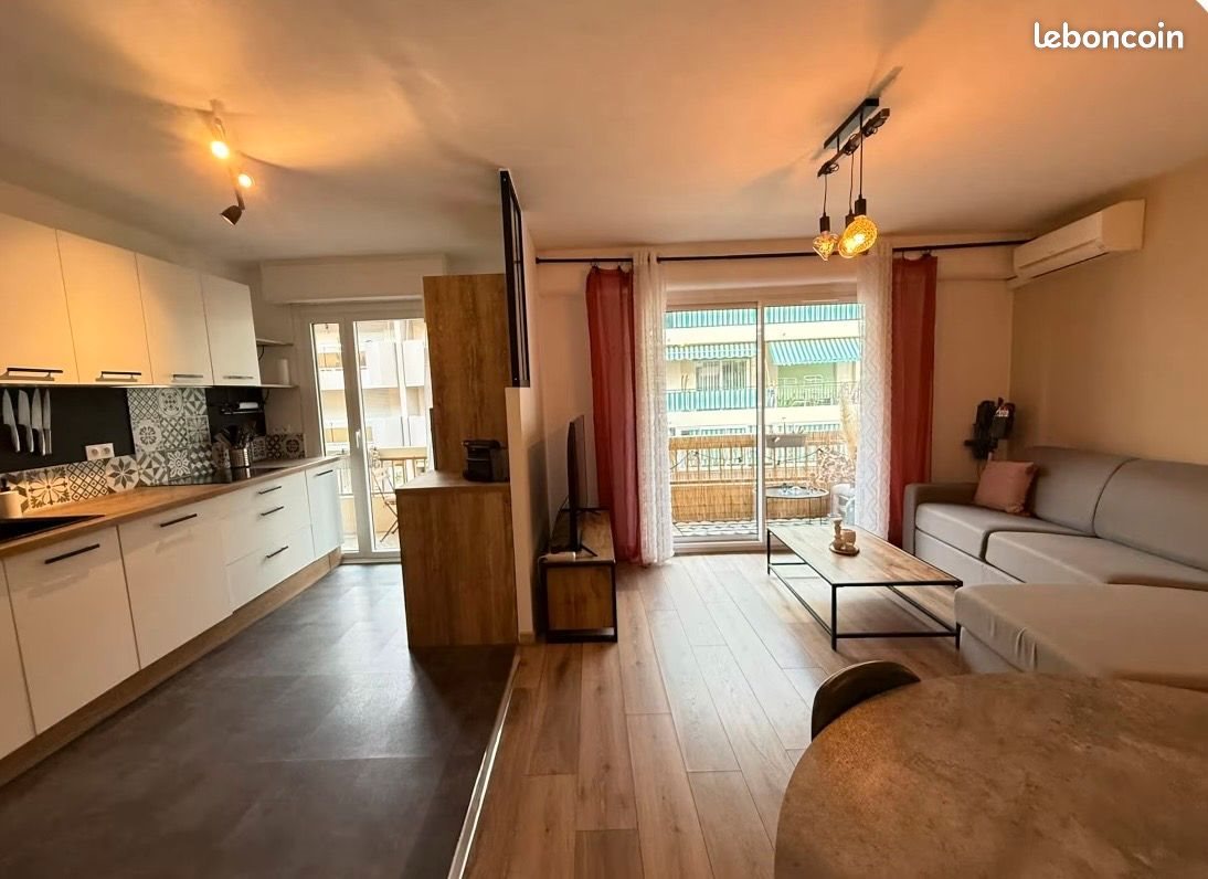 Appartement à louer, 47m², Cagnes-sur-Mer