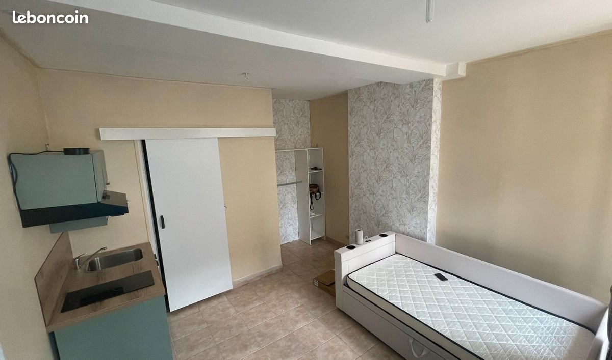 Appartement à louer, 17m², Saint-Florentin