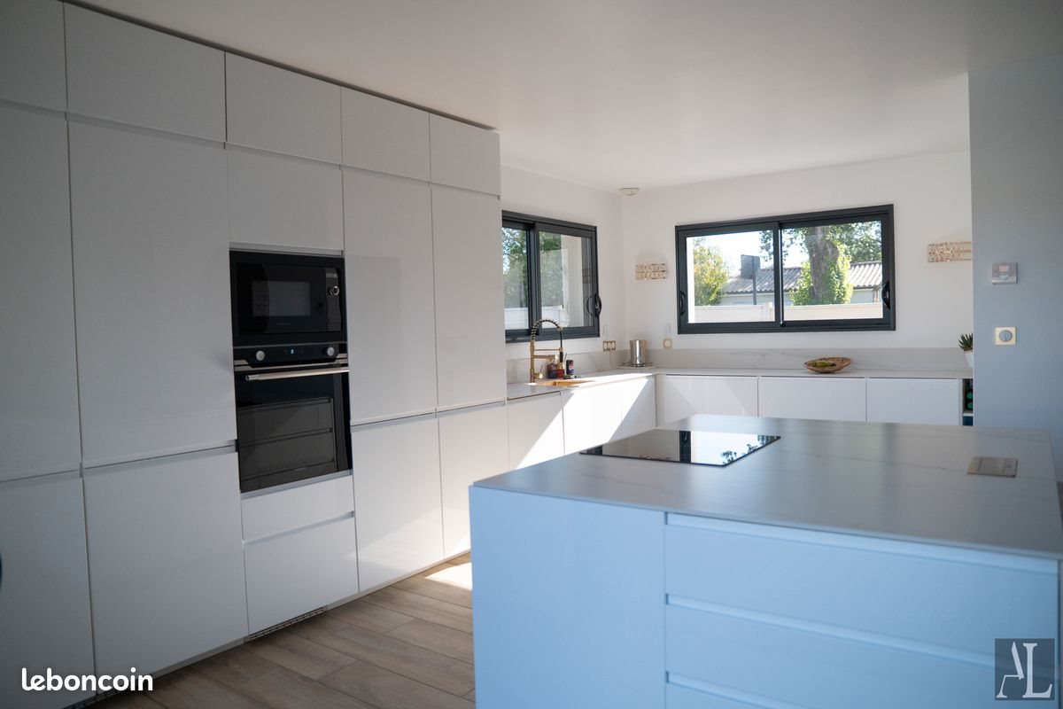 Maison à vendre, 167m², Saint-André-de-Cubzac