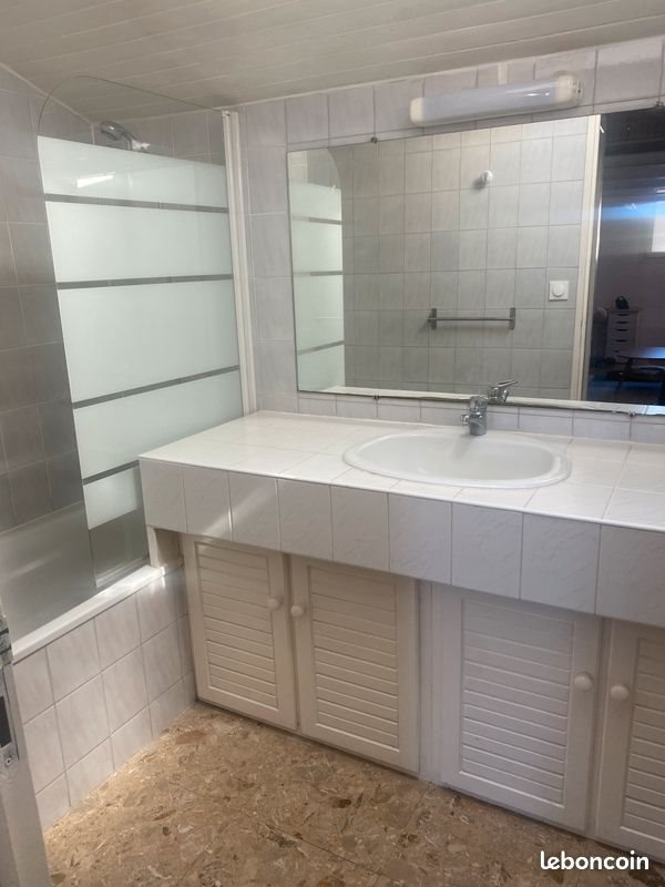 Appartement à louer, 51m², Talence