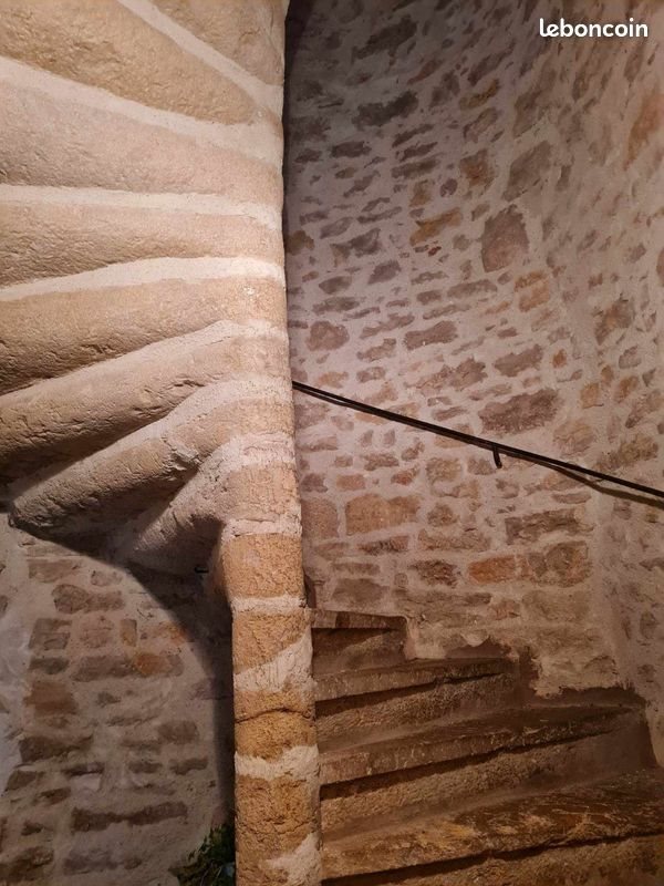 Appartement à louer, 70m², Saint-Amour