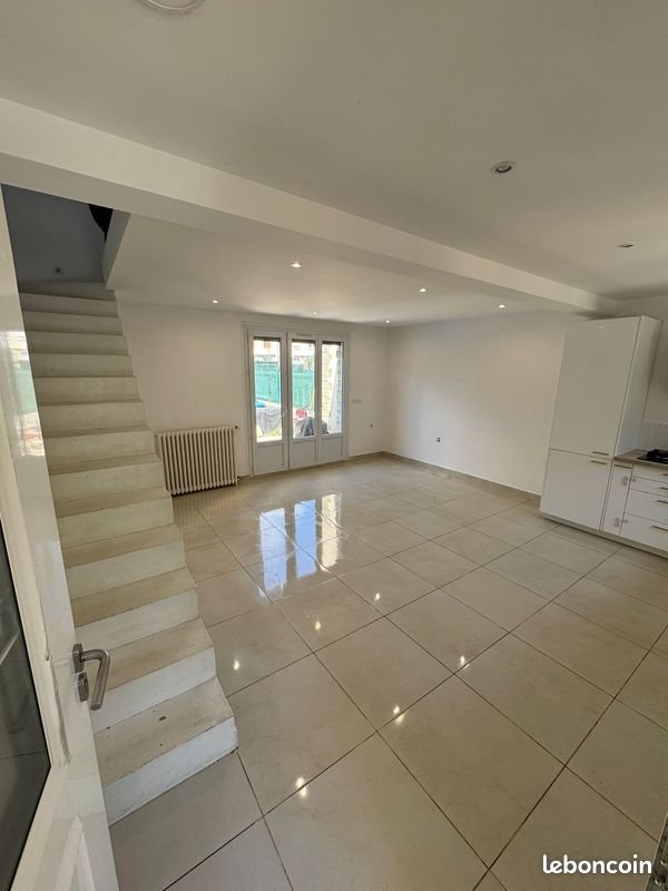 Maison à louer, 78m², Mantes-la-Jolie