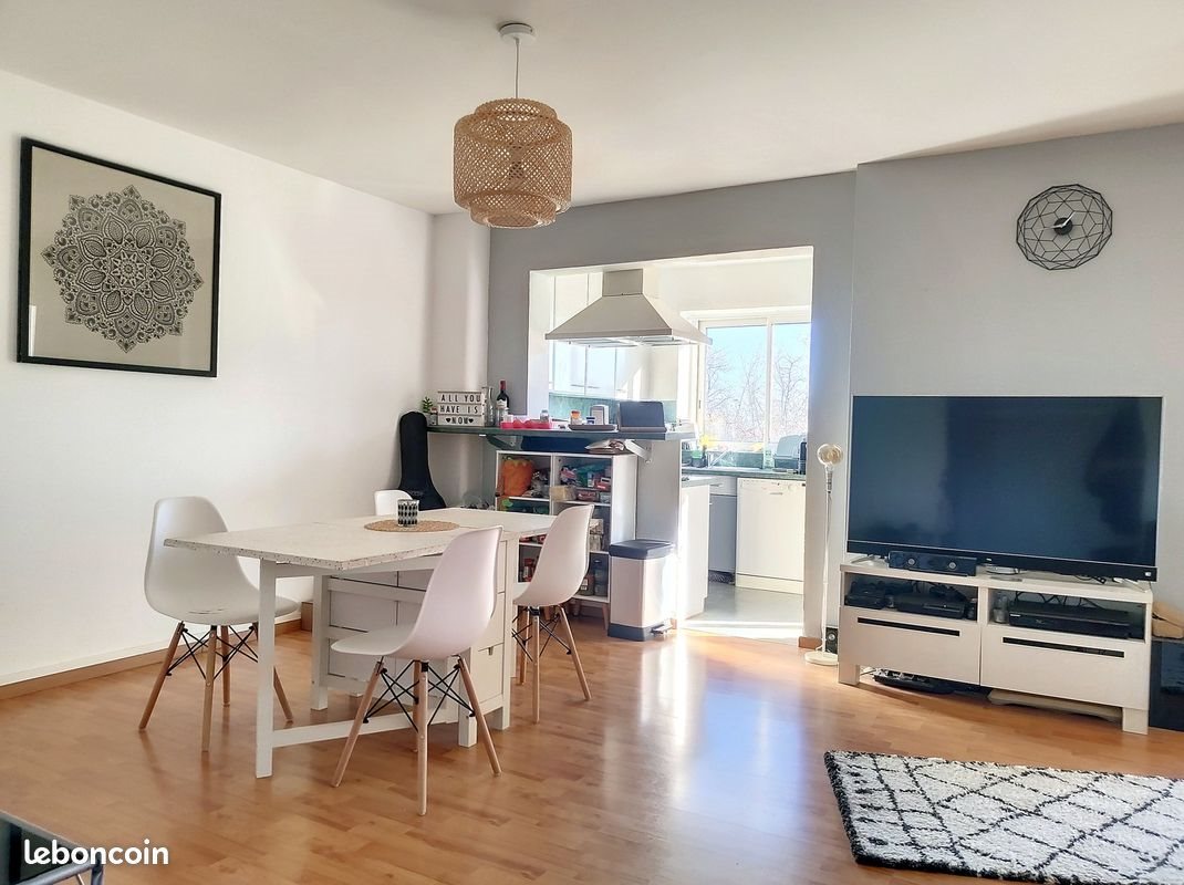 Appartement à louer, 75m², Béziers