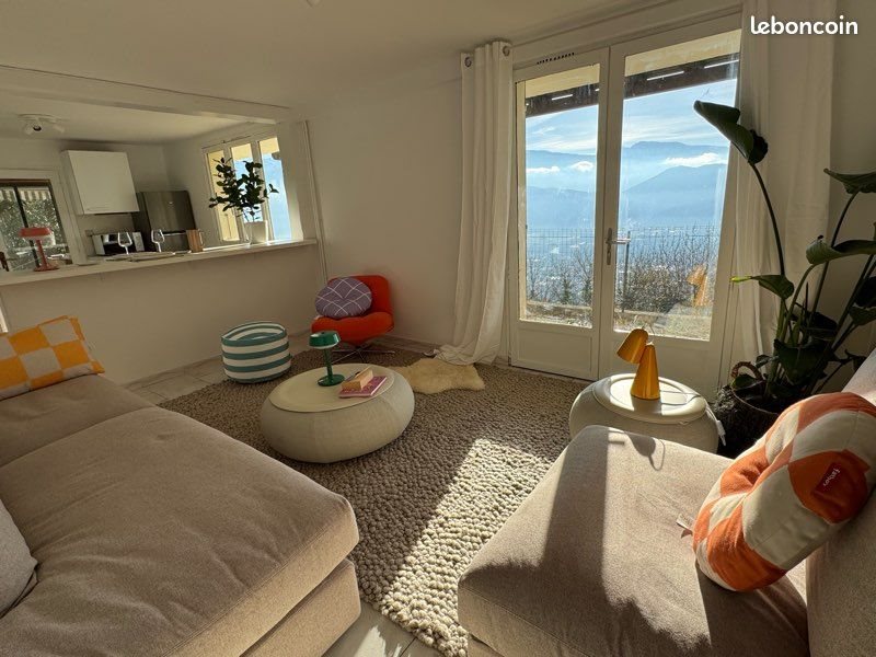 Appartement à louer, 70m², Corenc