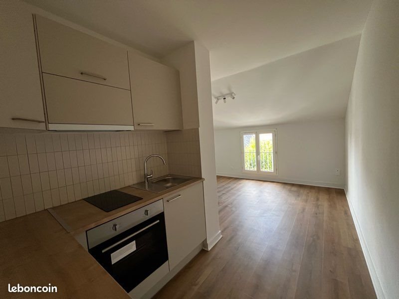 Appartement à louer, 28m², Cognac