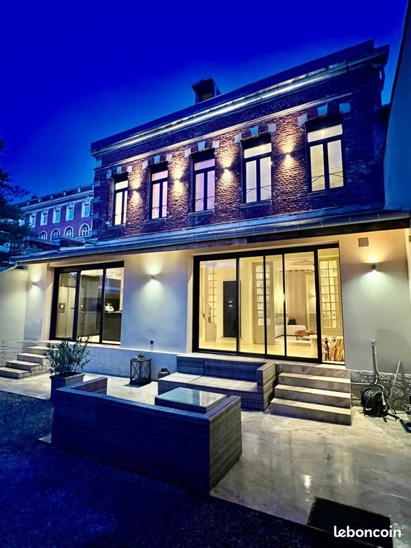 Maison à vendre, 210m², Saint-Quentin