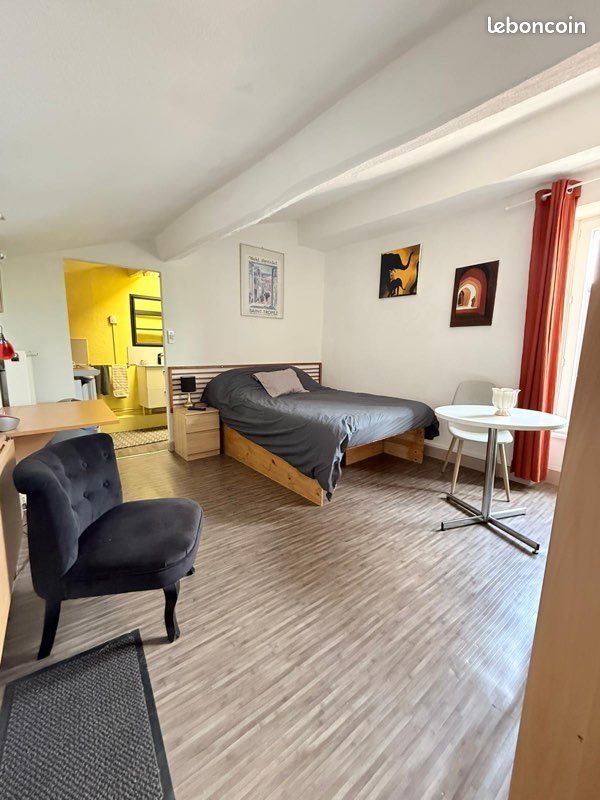 Appartement à louer, 25m², Saint-Symphorien-de-Lay