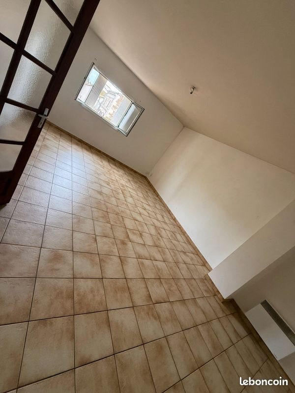 Appartement à louer, 90m², Sainte-Livrade-sur-Lot