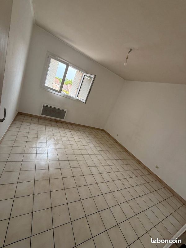 Appartement à louer, 90m², Sainte-Livrade-sur-Lot