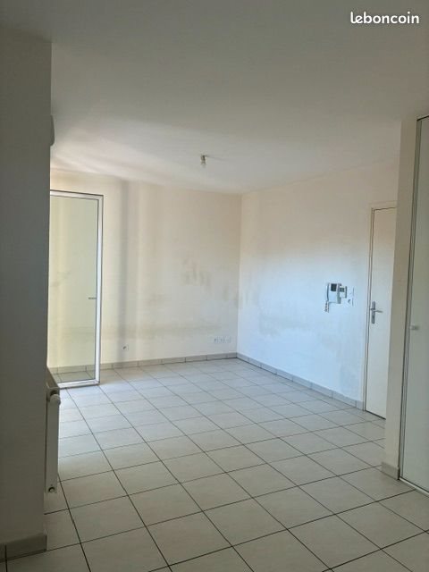 Appartement à vendre, 26m², Vénissieux
