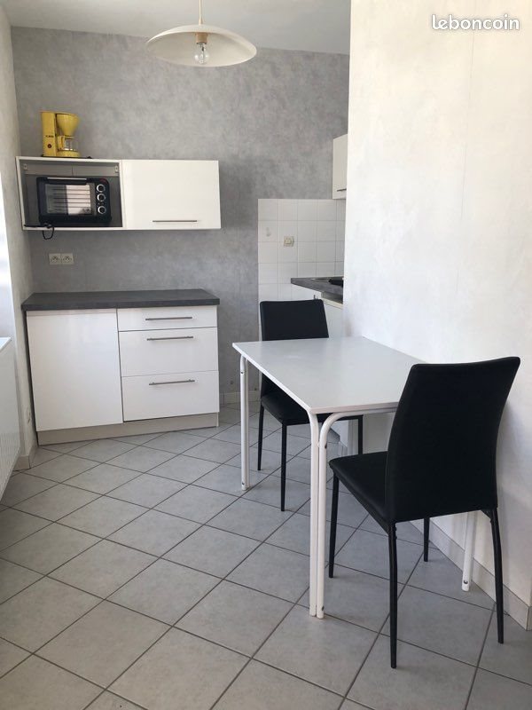 Appartement à louer, 17m², Châteauroux