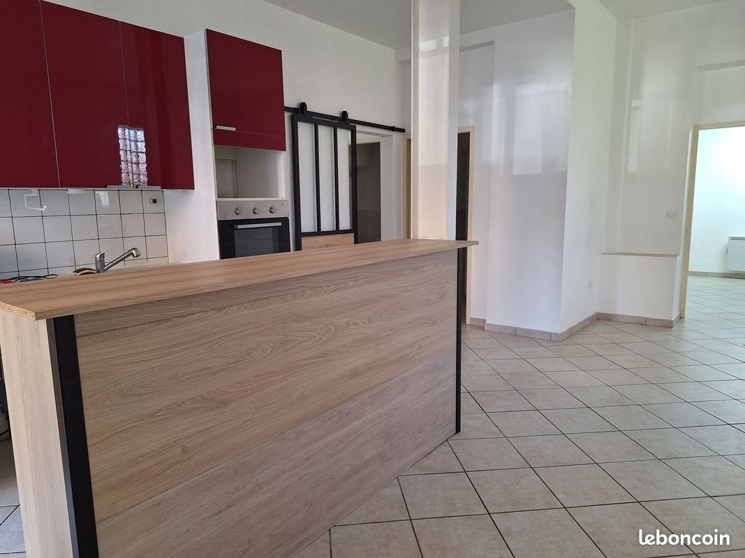 Appartement à louer, 110m², Saint-Cyr-sur-Mer