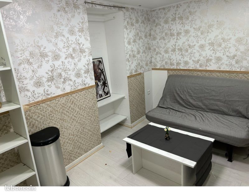 Appartement à louer, 19m², Douai