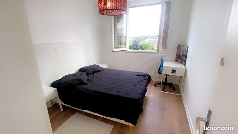 Appartement à louer, 1600m², La Mulatière