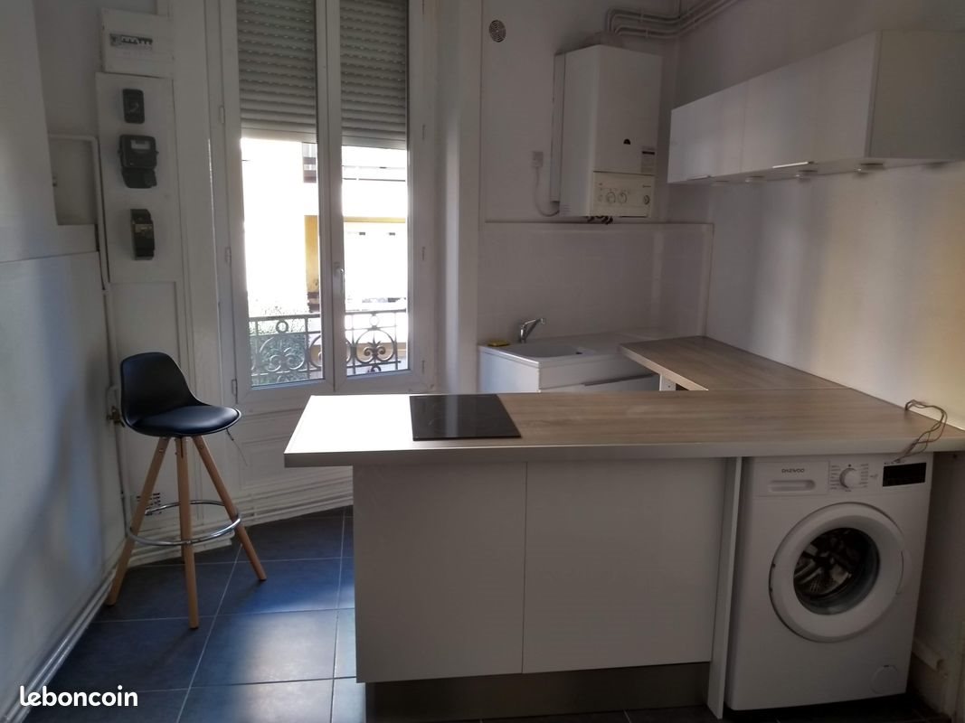 Appartement à louer, 27m², Saint-Etienne
