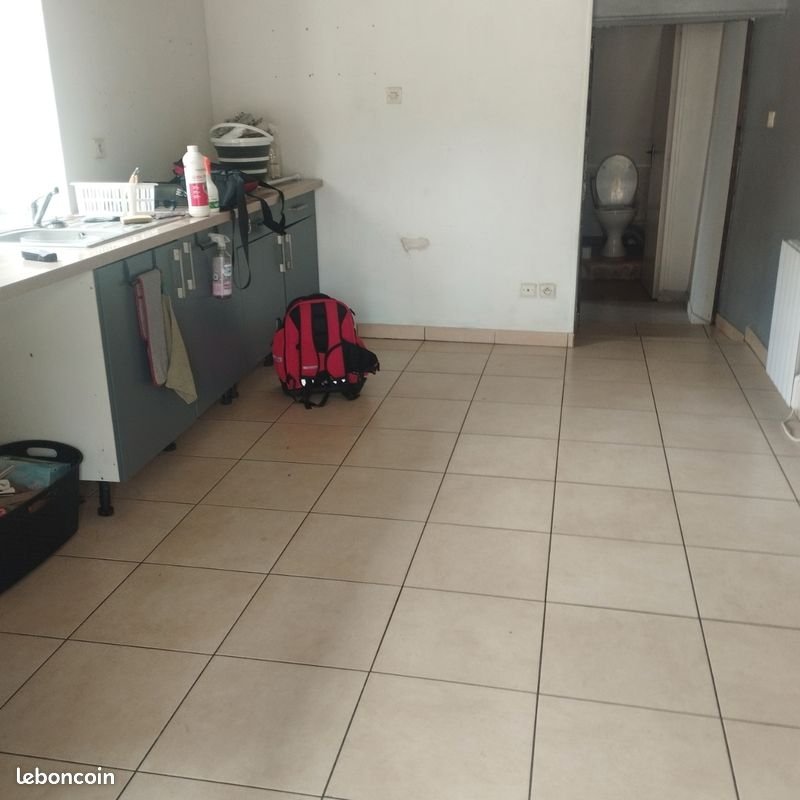 Maison à louer, 80m², Sainte-Gemmes-le-Robert