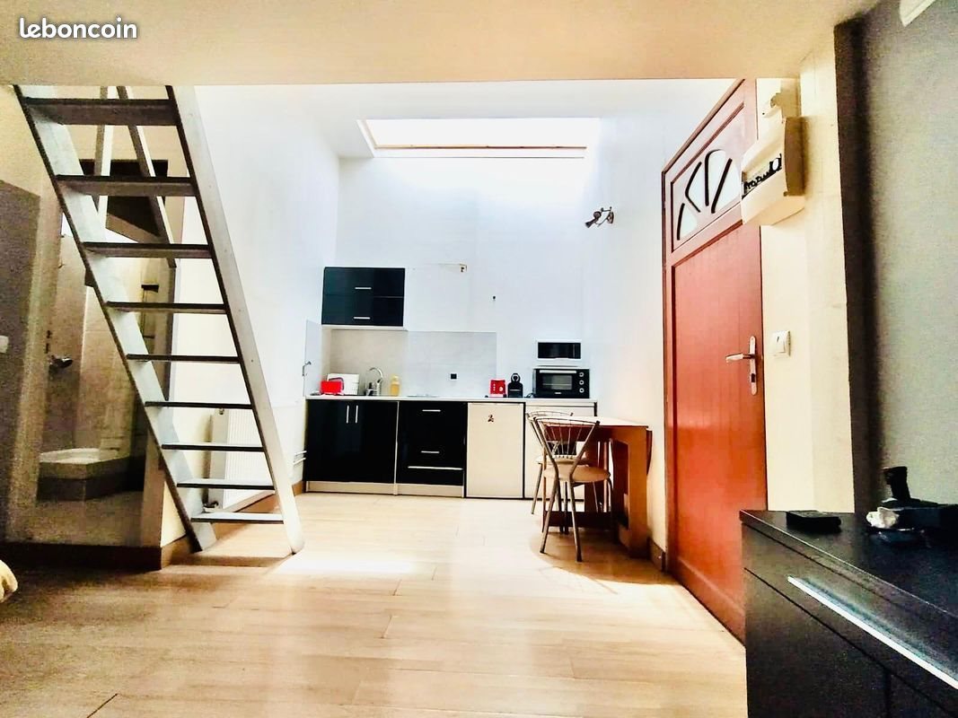 Appartement à louer, 25m², Marseille 11ème