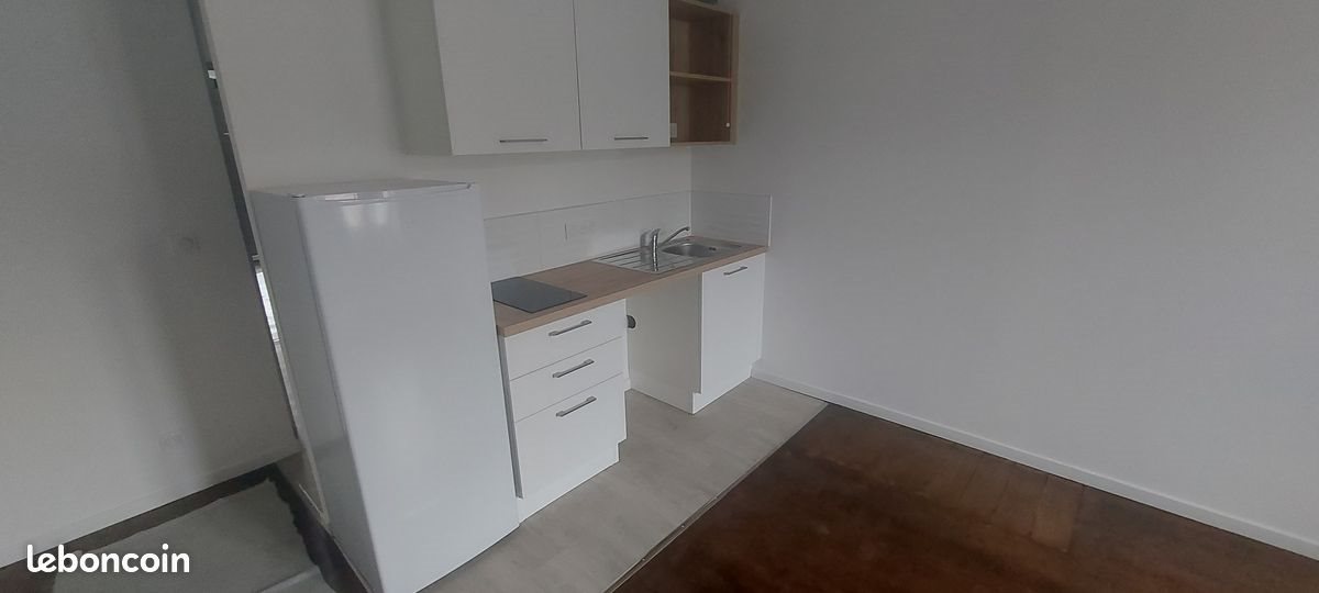Appartement à louer, 31m², Thizy