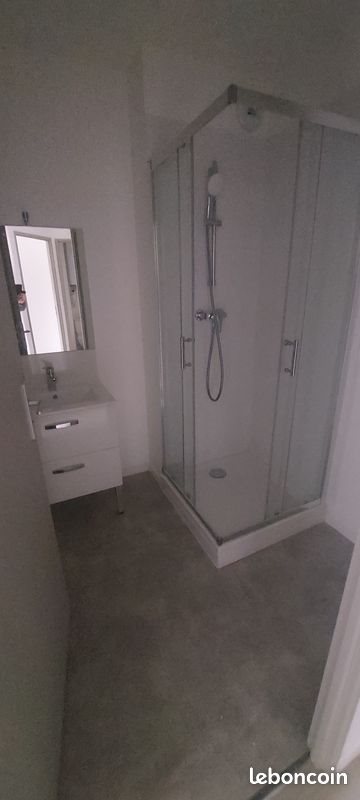 Appartement à louer, 31m², Thizy