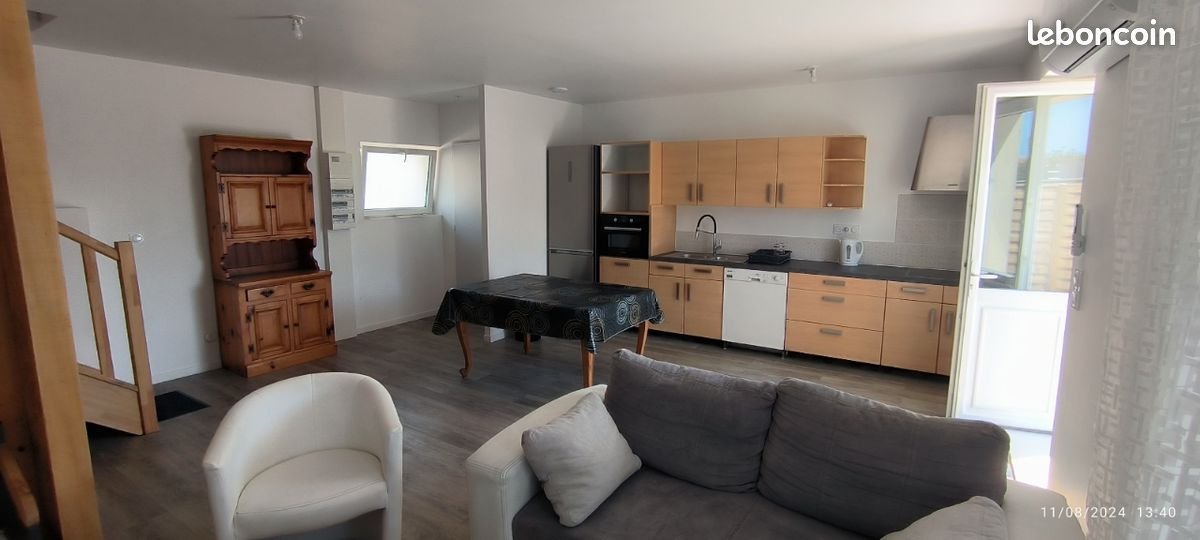 Maison à louer, 63m², Rochefort