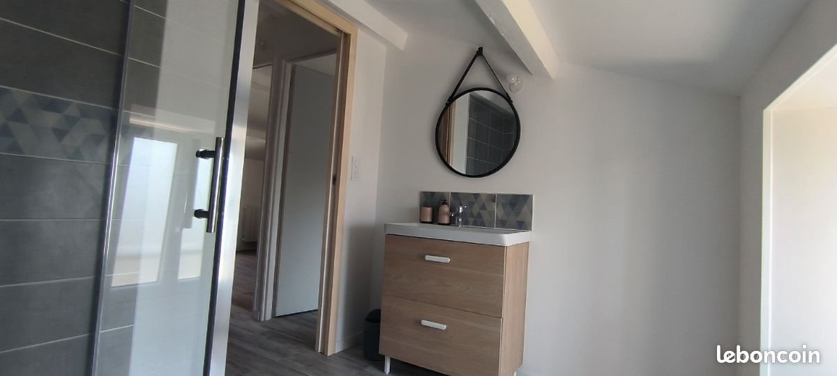 Maison à louer, 63m², Rochefort