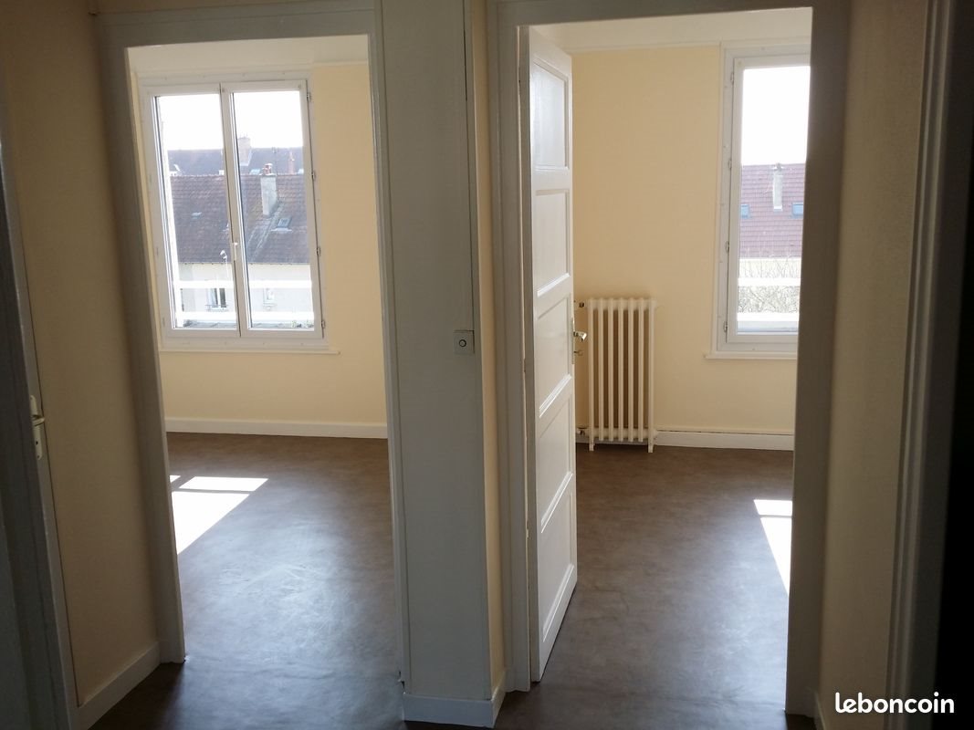 Appartement à louer, 61m², Moulins