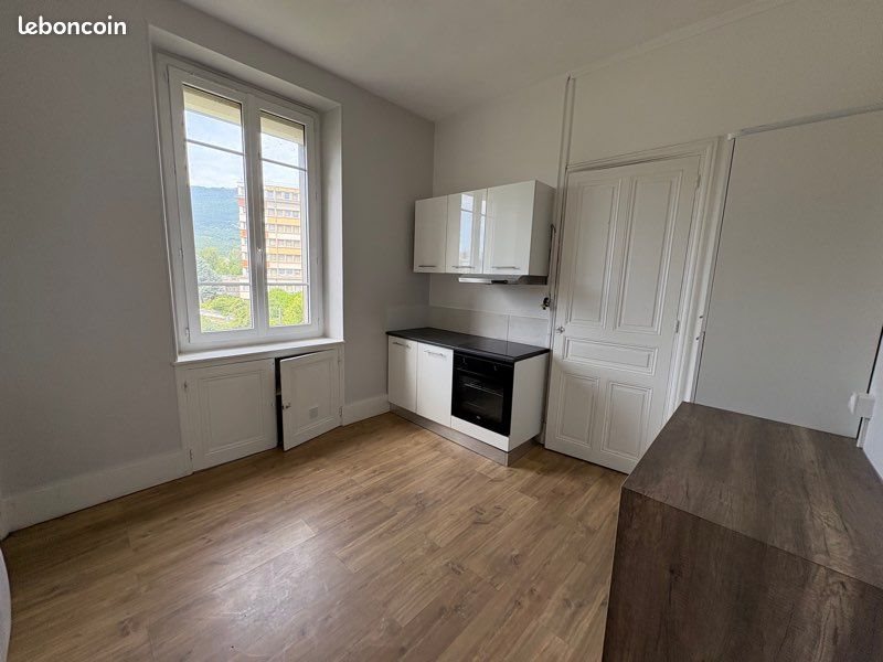 Appartement à louer, 97m², Grenoble