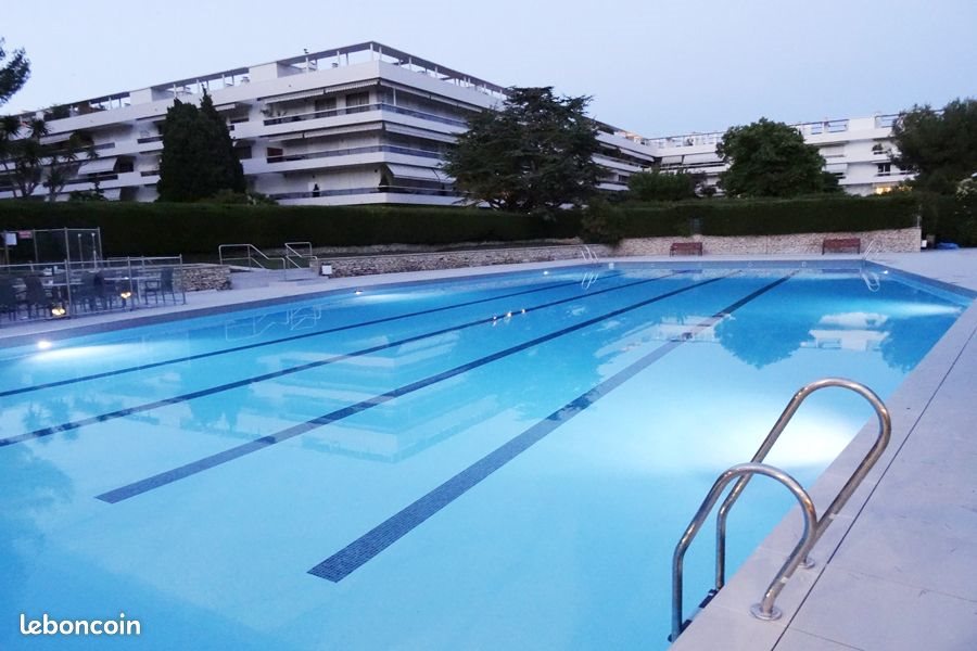 Appartement à louer, 82m², Marseille 8ème