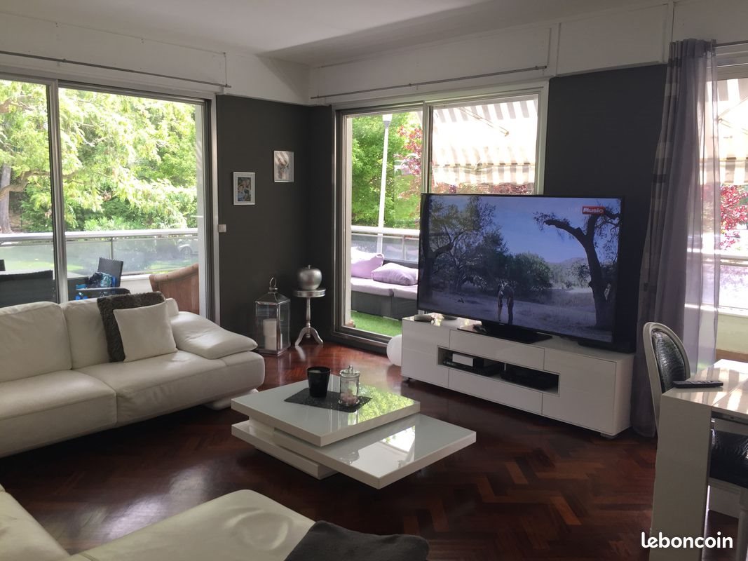 Appartement à louer, 82m², Marseille 8ème