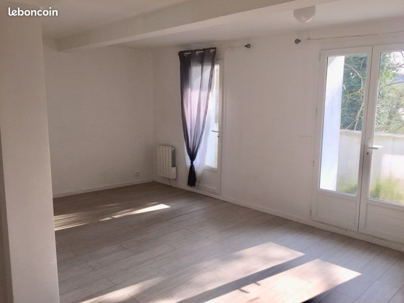 Appartement à louer, 42m², Septeuil