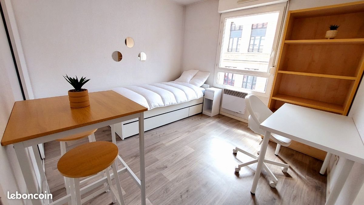 Appartement à louer, 18m², Saint-Etienne