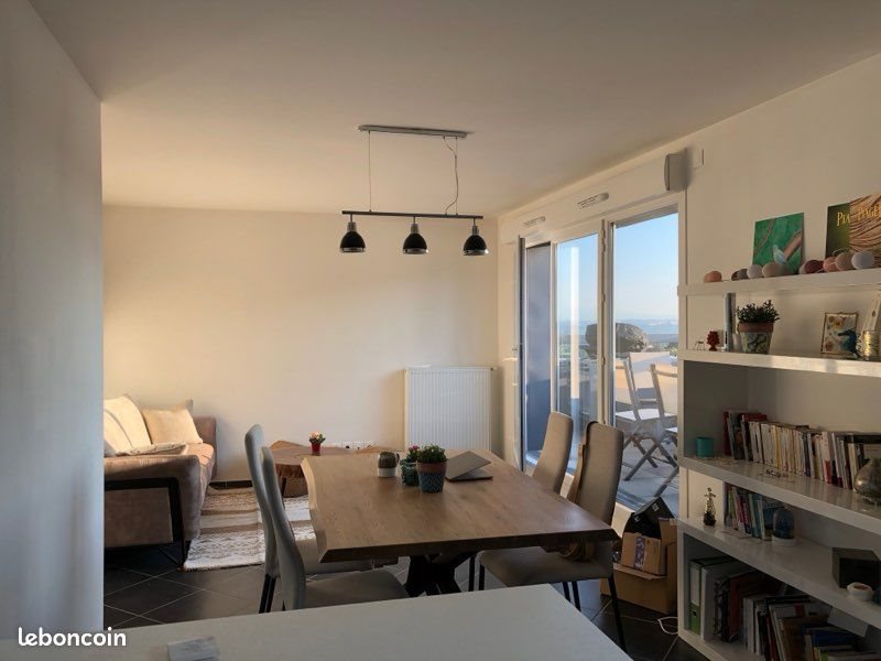 Appartement à louer, 75m², Saint-Julien-en-Genevois