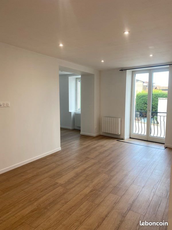 Appartement à louer, 65m², Saint-Symphorien-sur-Coise