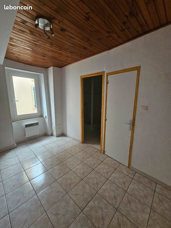 Maison à louer, 75m², La Redorte
