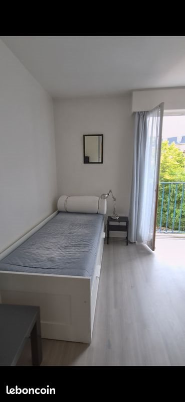 Appartement à louer, 12m², Versailles