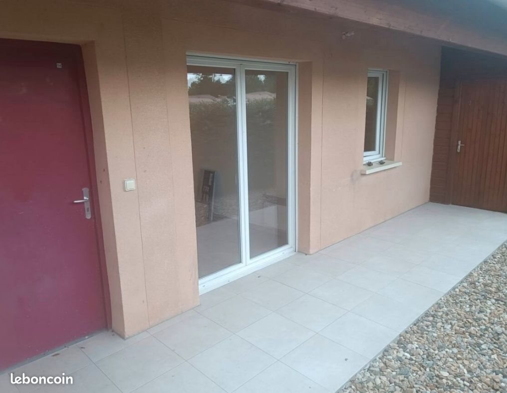 Maison à louer, 70m², Étauliers