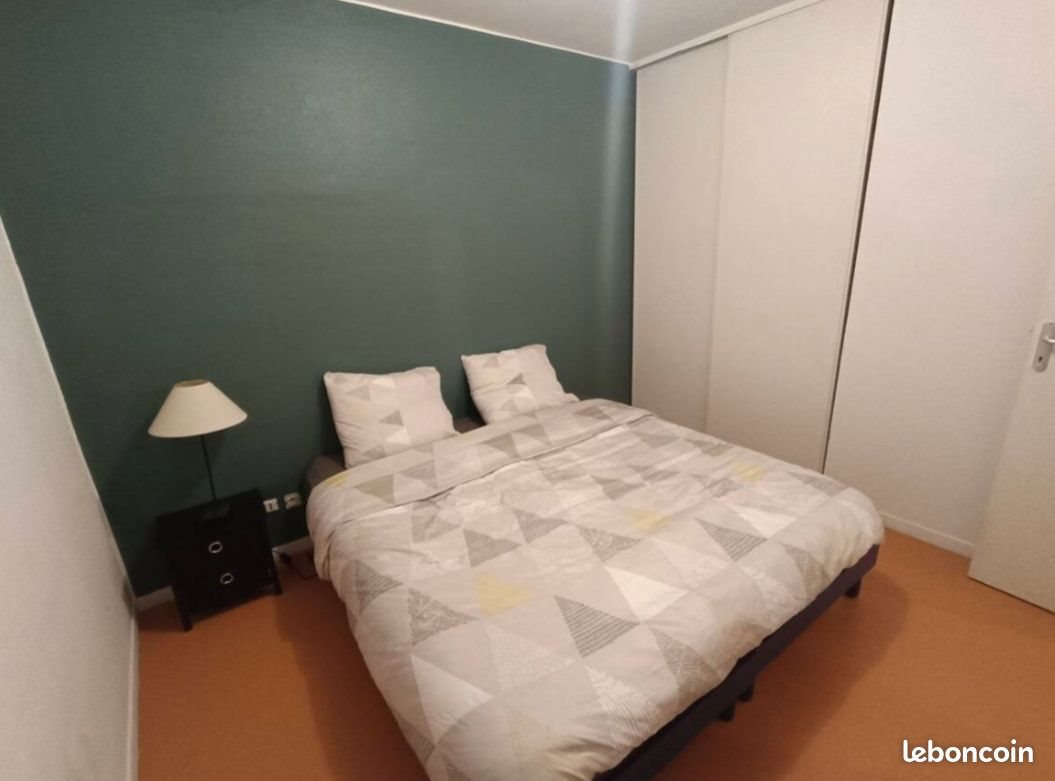 Maison à louer, 70m², Étauliers