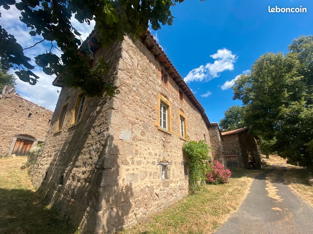 Maison à vendre, 100m², Montrottier