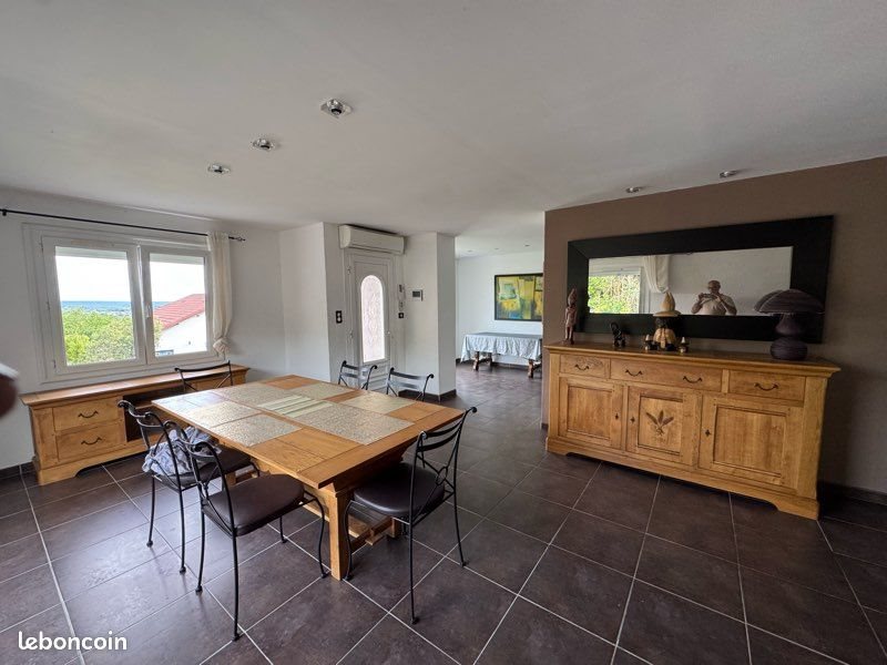 Maison à vendre, 138m², Juillan
