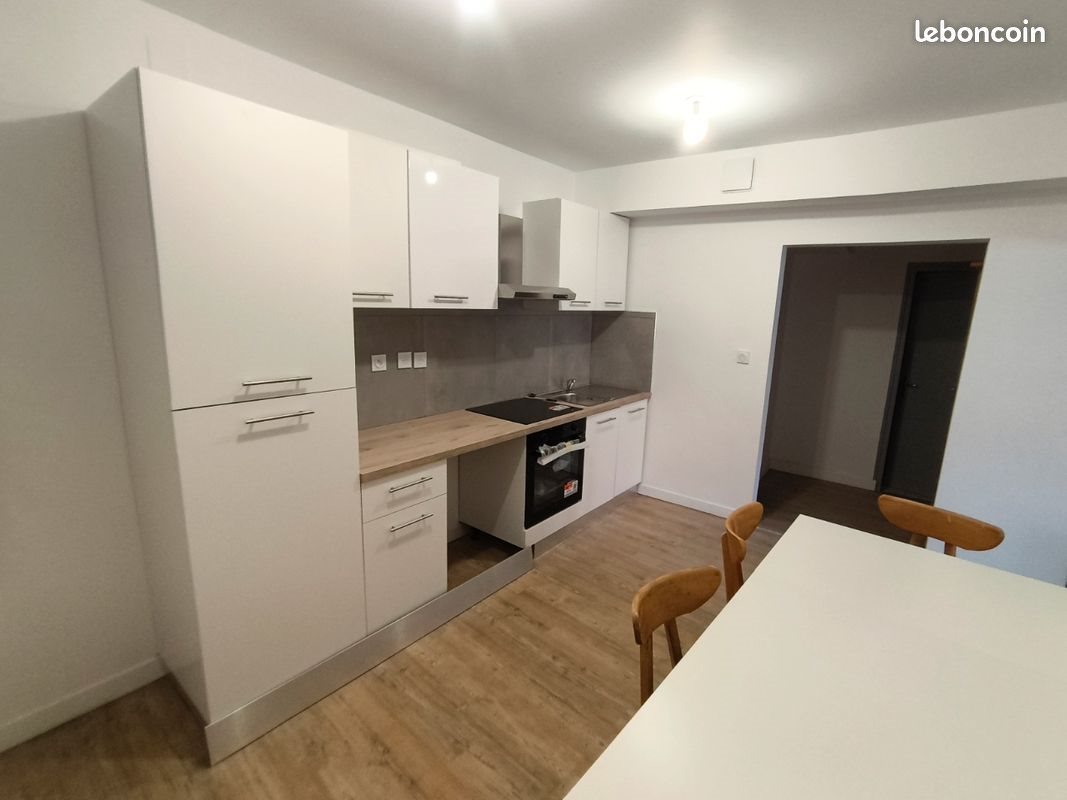 Appartement à louer, 72m², Amancey