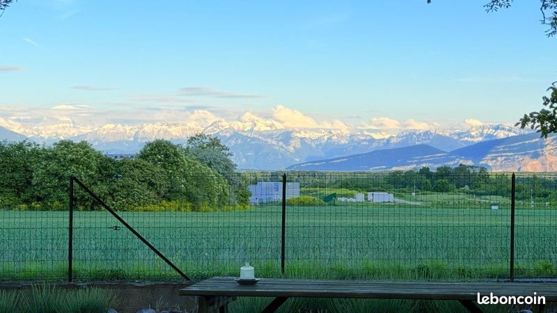 Maison à louer, 180m², Cessy