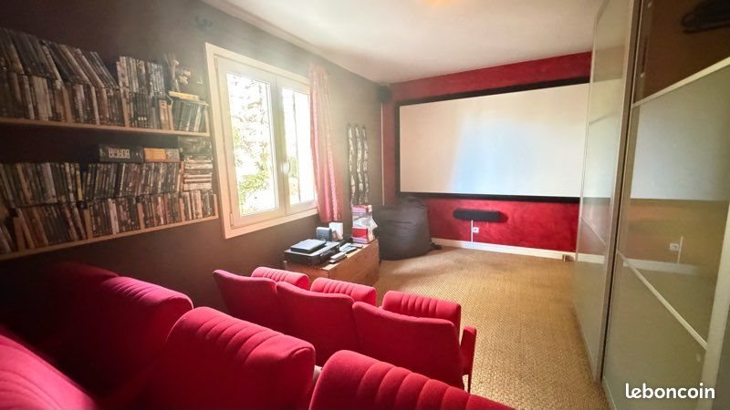 Maison à louer, 180m², Cessy